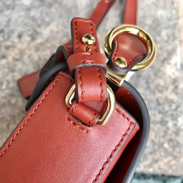 Bagsoffer CHLOÉ MINI C BAG