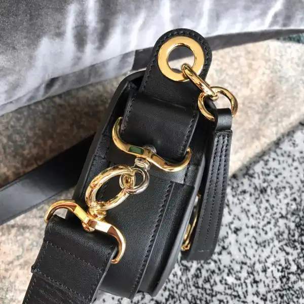 CHLOÉ SMALL TESS BAG