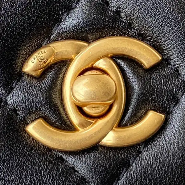 CHANEL WALLET