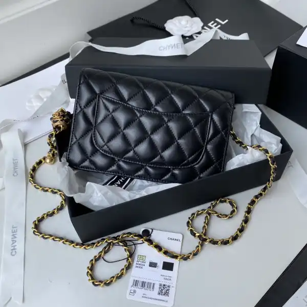 CHANEL WALLET