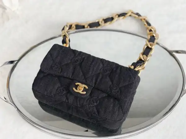 First bag ru CHANEL FLAP BAG