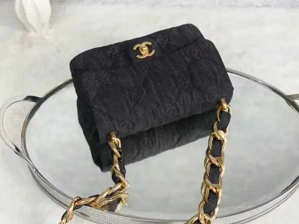 First bag ru CHANEL FLAP BAG