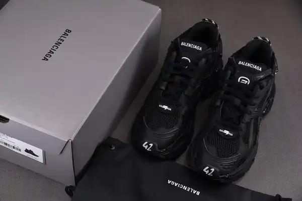 First Bag Ru BALENCIAGA RUNNER