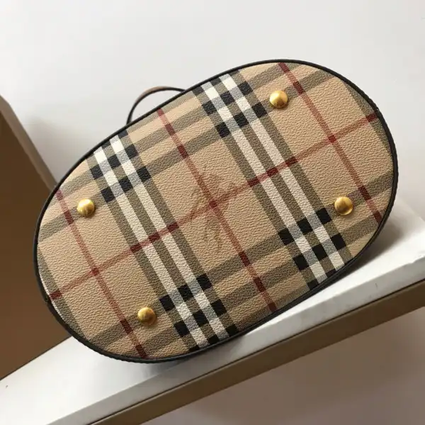 BURBERRY Tote Bag