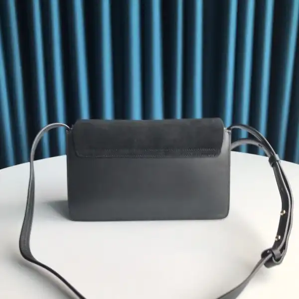 CHLOE FAYE SMALL SHOULDER BAG