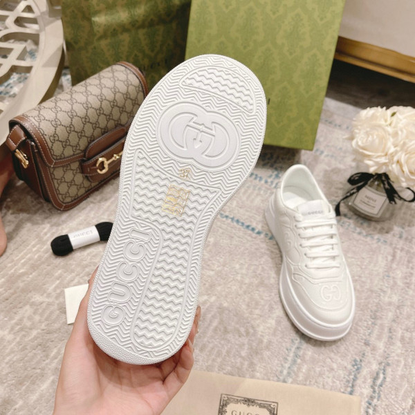 HOT SALE GUCCI sneaker with Web