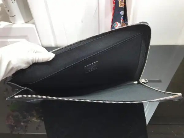 TO LOUIS VUITTON POCHETTE JOUR