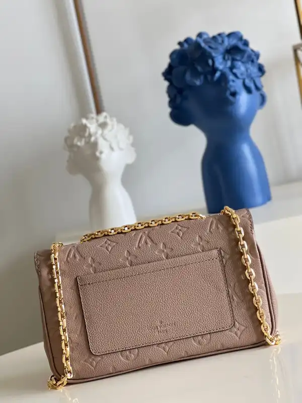 LOUIS VUITTON MARCEAU