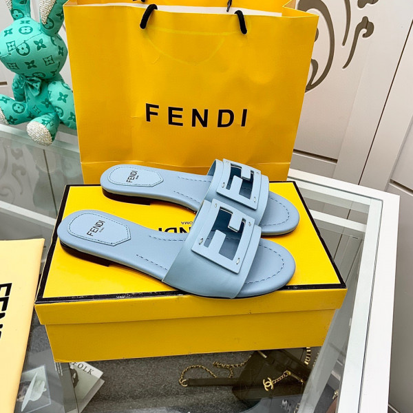 HOT SALE Fendi Signature