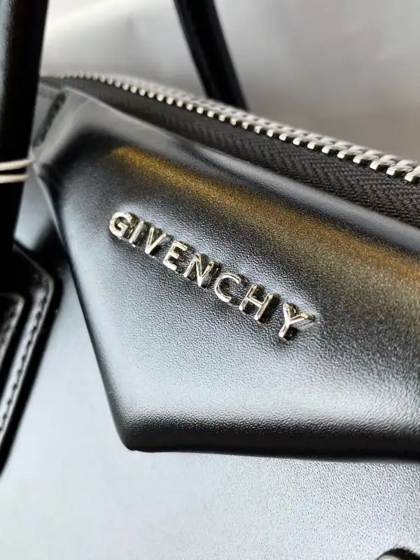 GIENVCHY ANTIGONA MINI SMALL MEDIUM IN SMOOTH LEATHER