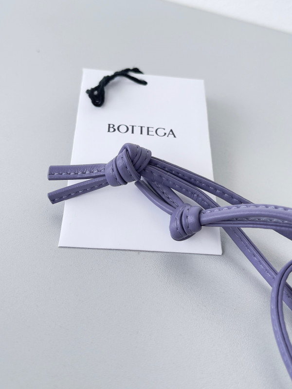 HOT SALE BOTTEGA VENETA Mini Cassette Bucket Bag