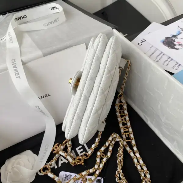 First bag ru CHANEL WAIST BAG