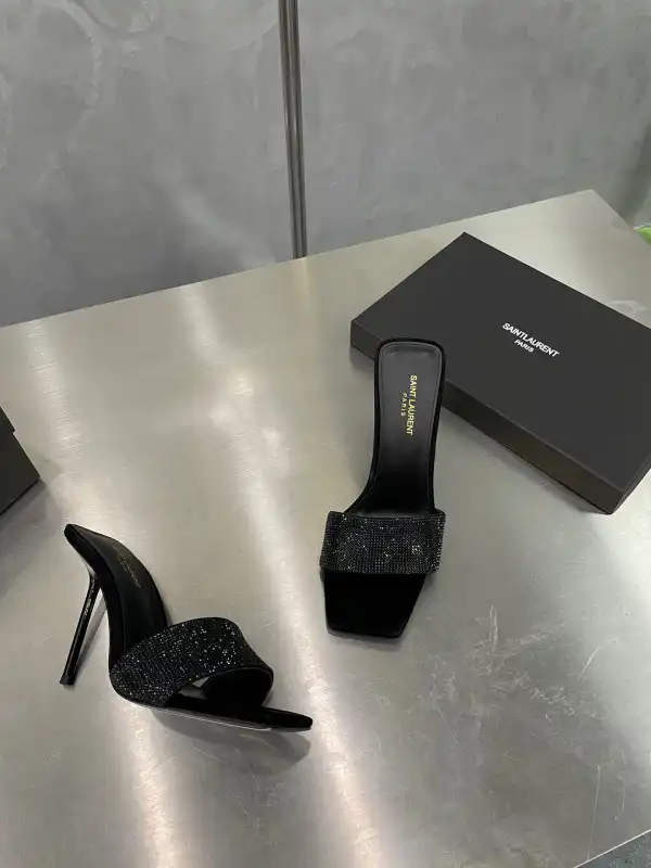 YSL LUCKING EVENING MULE