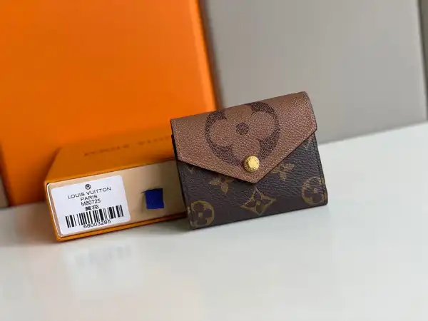 Aaa replica bags LOUIS VUITTON ZOÉ WALLET