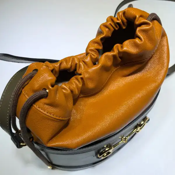 Cheap TO GUCCI 1955 Horsebit bucket bag