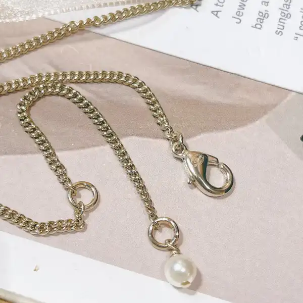 CHANEL NECKLACE