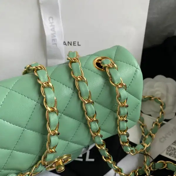 CHANEL FLAP BAG 20CM