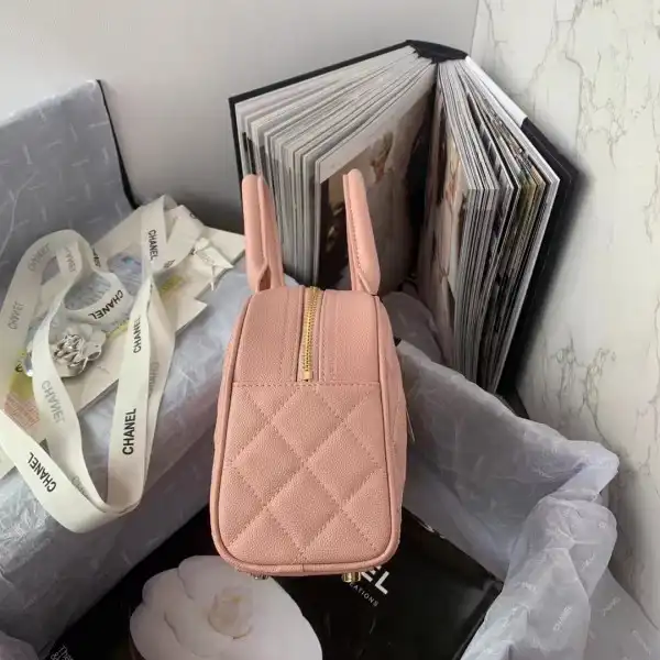 CHANEL VINTAGEP BAG