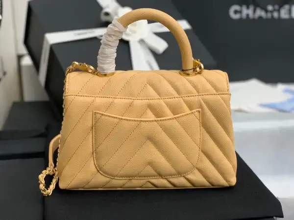 CHANEL COCO HANDLE BAG