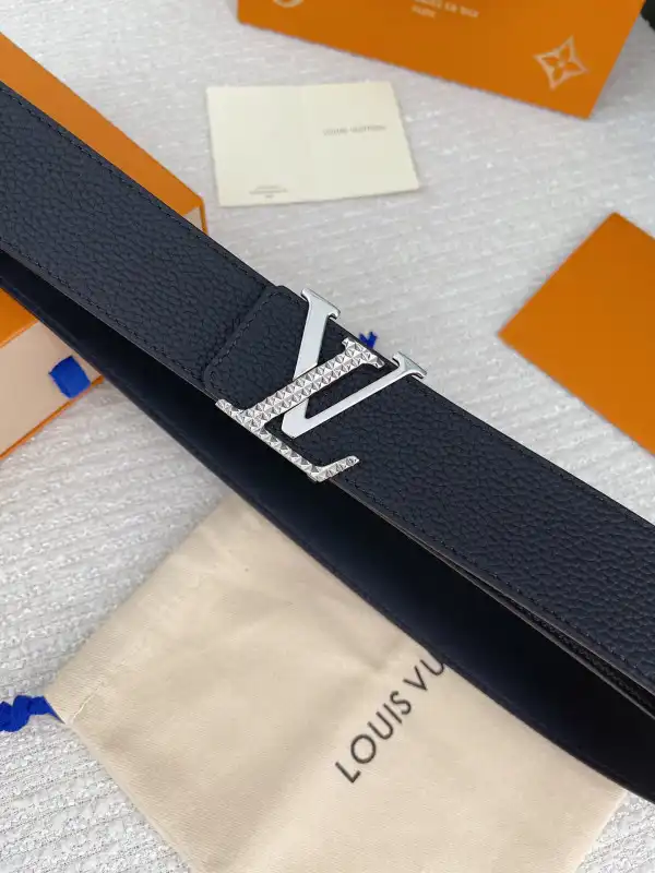 Yupoo bagsoffer LOUIS VUITTON BELT