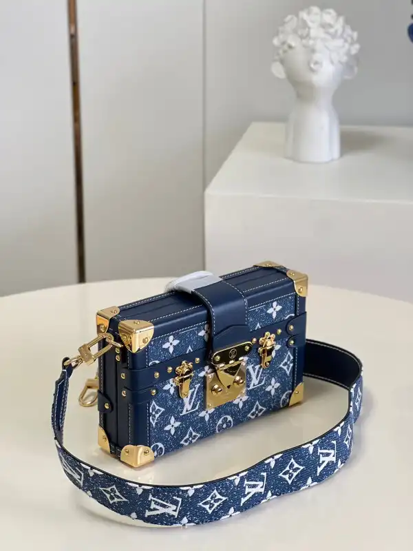 First bag ru LOUIS VUITTON PETITE MALLE