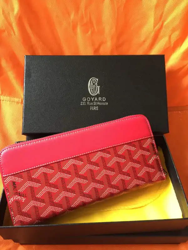 GOYARD ZIPPY WALLET