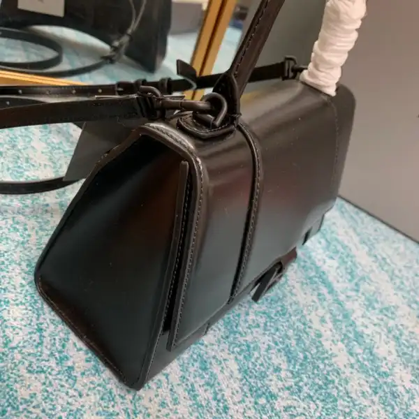 Bagsoffer yupoo BALENCIAGA HOURGLASS