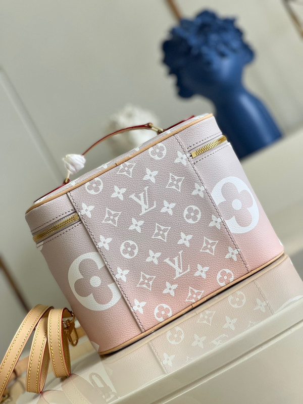 HOT SALE LOUIS VUITTON TOILETRY BAG