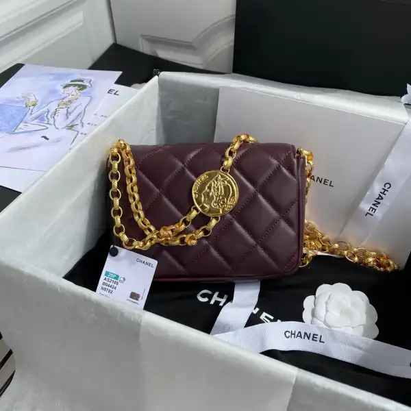 First bag ru CHANEL SMALL FLAP BAG