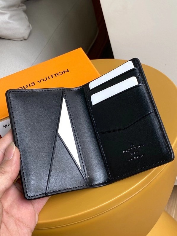 LOUIS VUITTON POCKET ORGANIZER