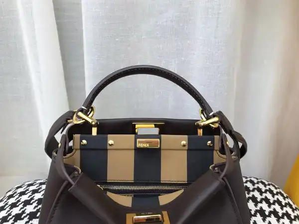 Firstbag Ru FENDI MINI PEEKABOO-18-23-11CM