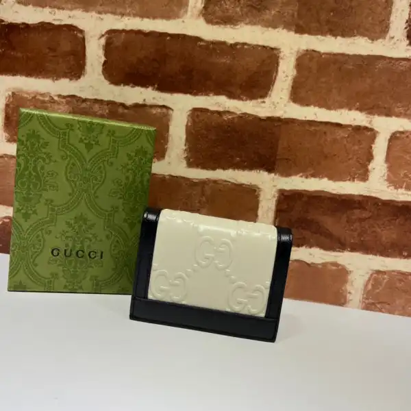 Affordable GUCCI GG card case wallet