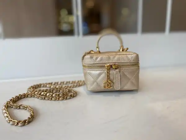 Frstbag ru CHANEL SMALL VANITY WITH CHAIN