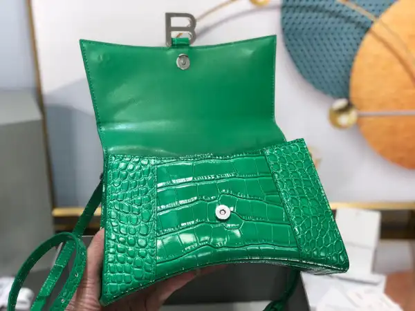 Frstbag ru BALENCIAGA HOURGLASS