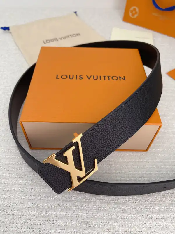 LOUIS VUITTON BELT