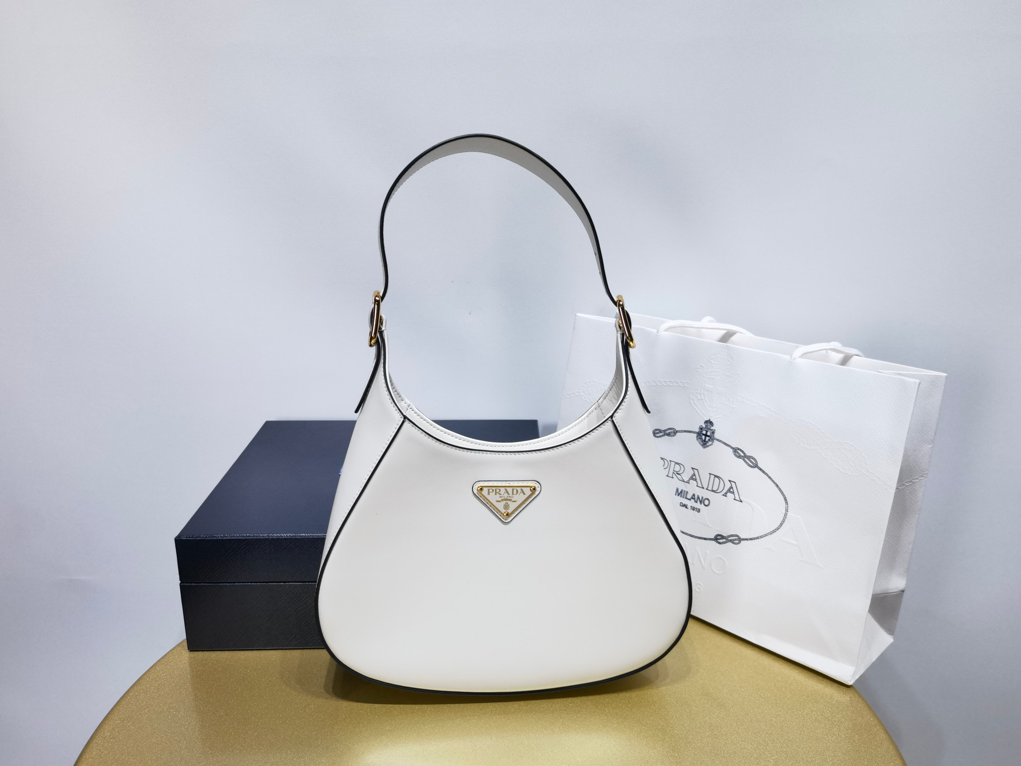 HOT SALE Prada Leather shoulder bag