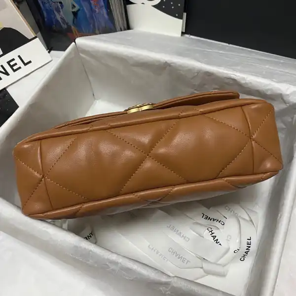 Firstbag Ru CHANEL 19 FLAP BAG