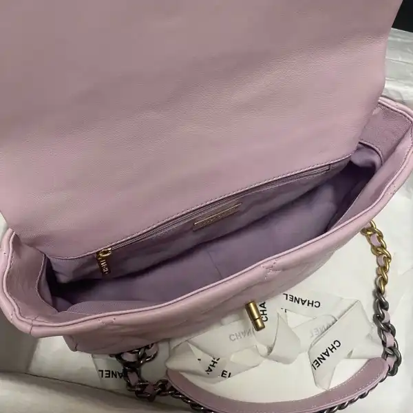 Firstbag Ru CHANEL 19 FLAP BAG