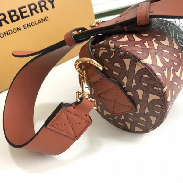 BURBERRY BARREL BAG