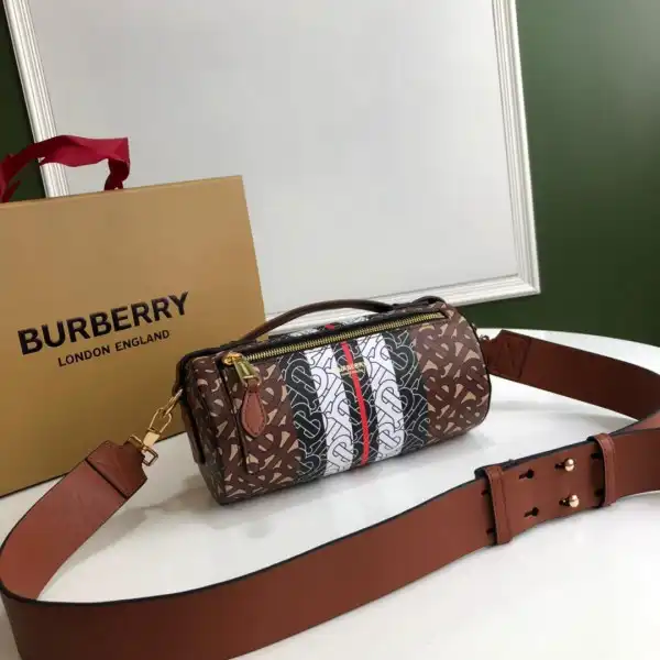 BURBERRY BARREL BAG