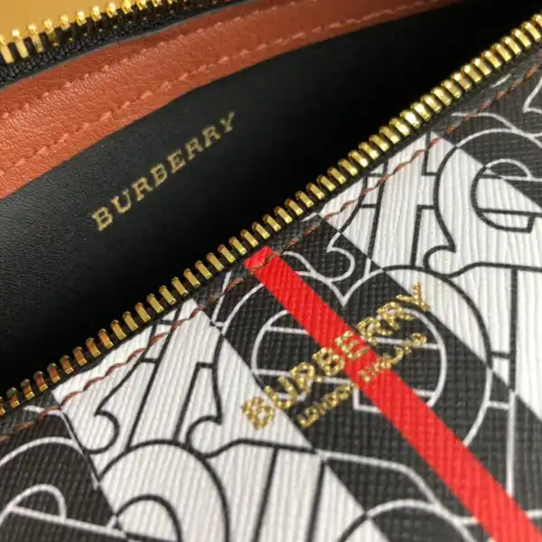 BURBERRY BARREL BAG