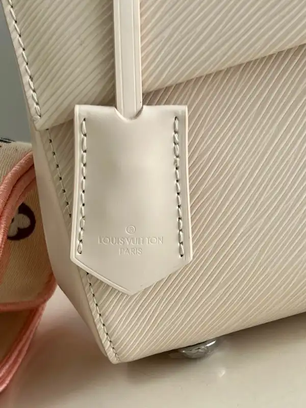 LOUIS VUITTON CHANELUNY MINI