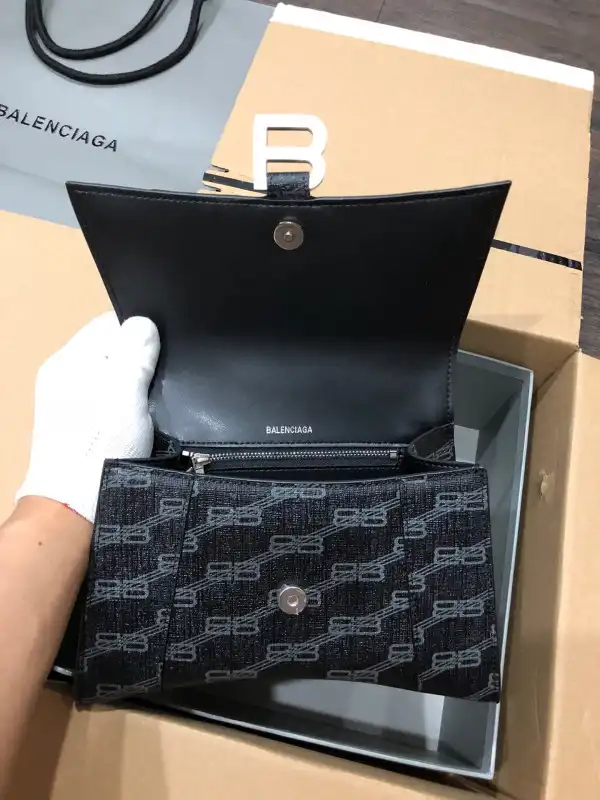 Bagsoffer yupoo BALENCIAGA HOURGLASS