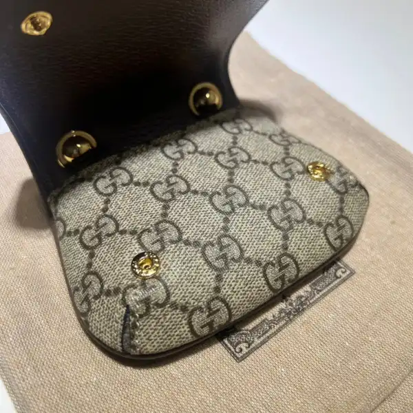 Yupoo bagsoffer Gucci Blondie card case wallet