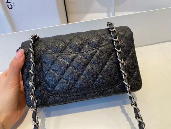 CHANEL FLAP BAG 20CM