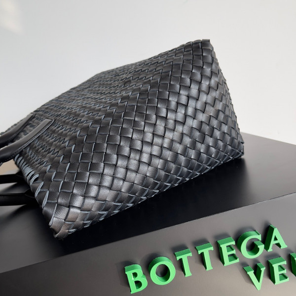 BOTTEGA VENETA MEDIUM ANDIAMO