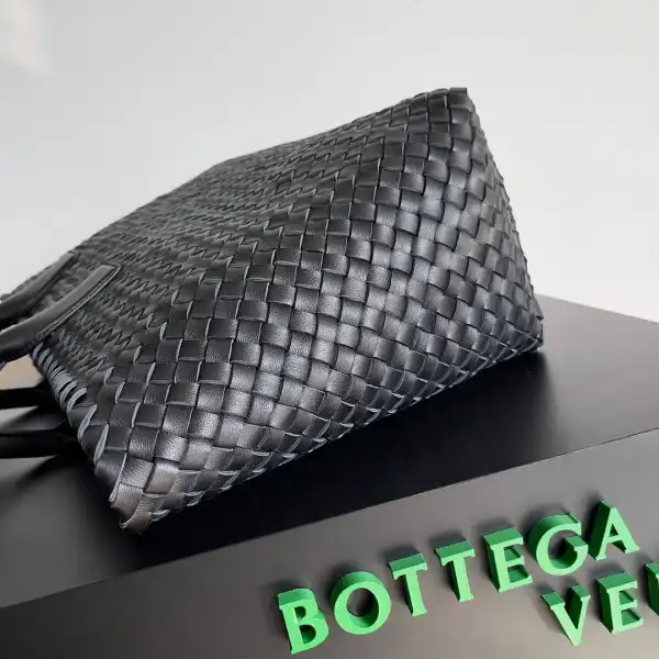 Firstbag Ru BOTTEGA VENETA MEDIUM ANDIAMO