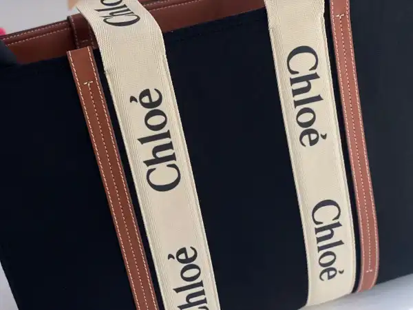 First Bag Ru CHLOÉ large woody tote bag