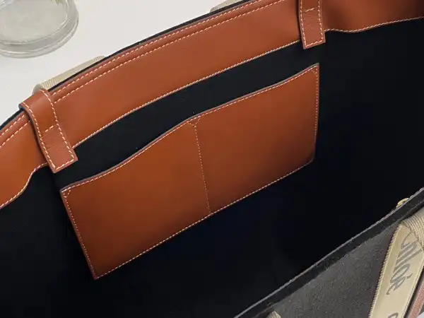 CHLOÉ large woody tote bag