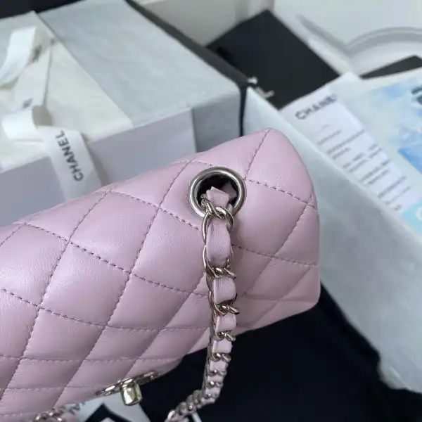 CHANEL FLAP BAG 20CM